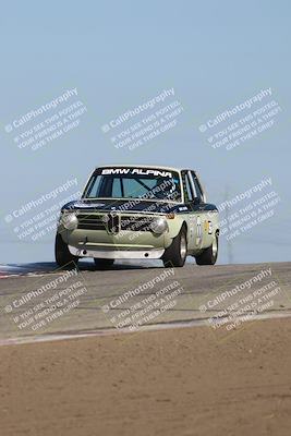 media/Oct-26-2025-CalClub SCCA (Sun) [[8ce1e69566]]/Group 1/Session 2 (Grapevine)/